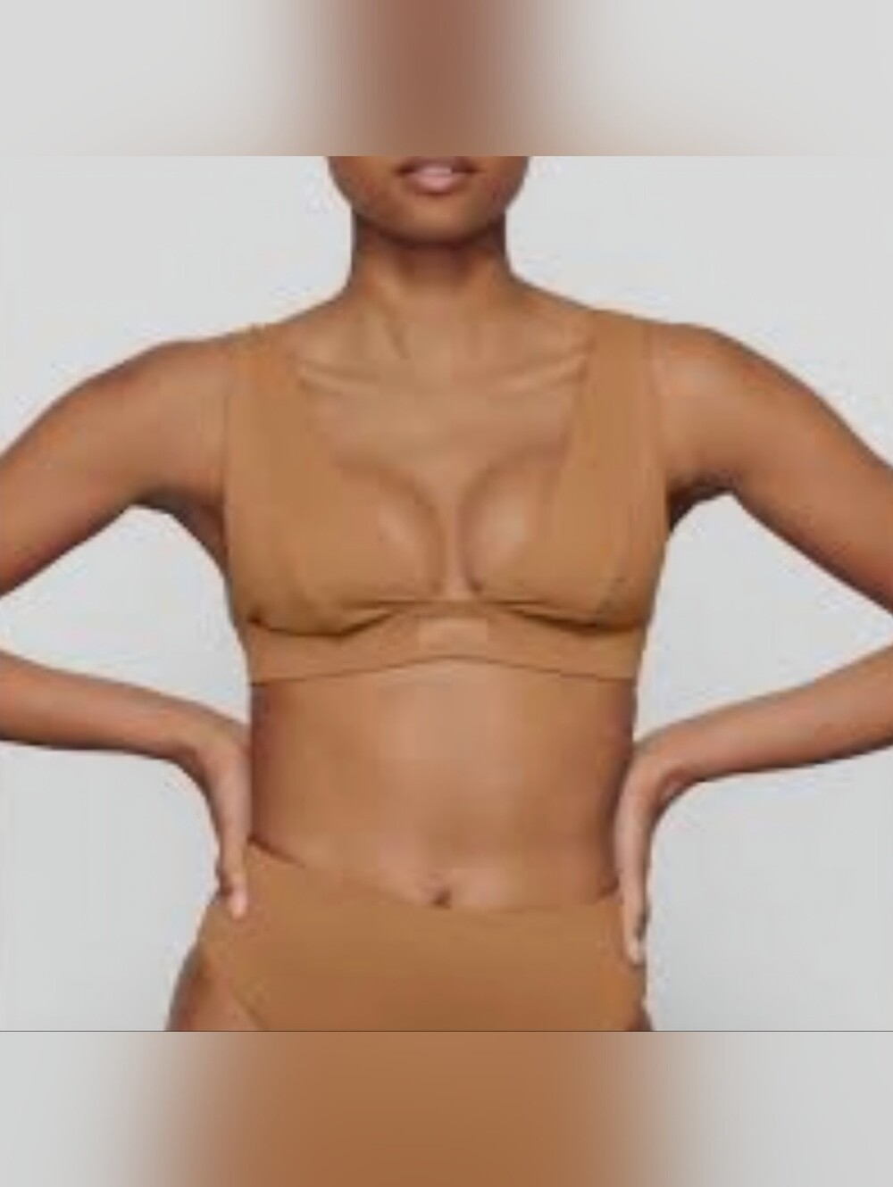 Skims  Swim Bikini Top In Almendra. Size L NWT.